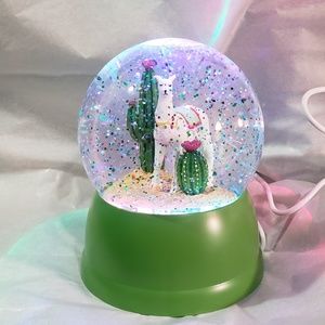 USB Powered LED Lighted Snow Globe NIB